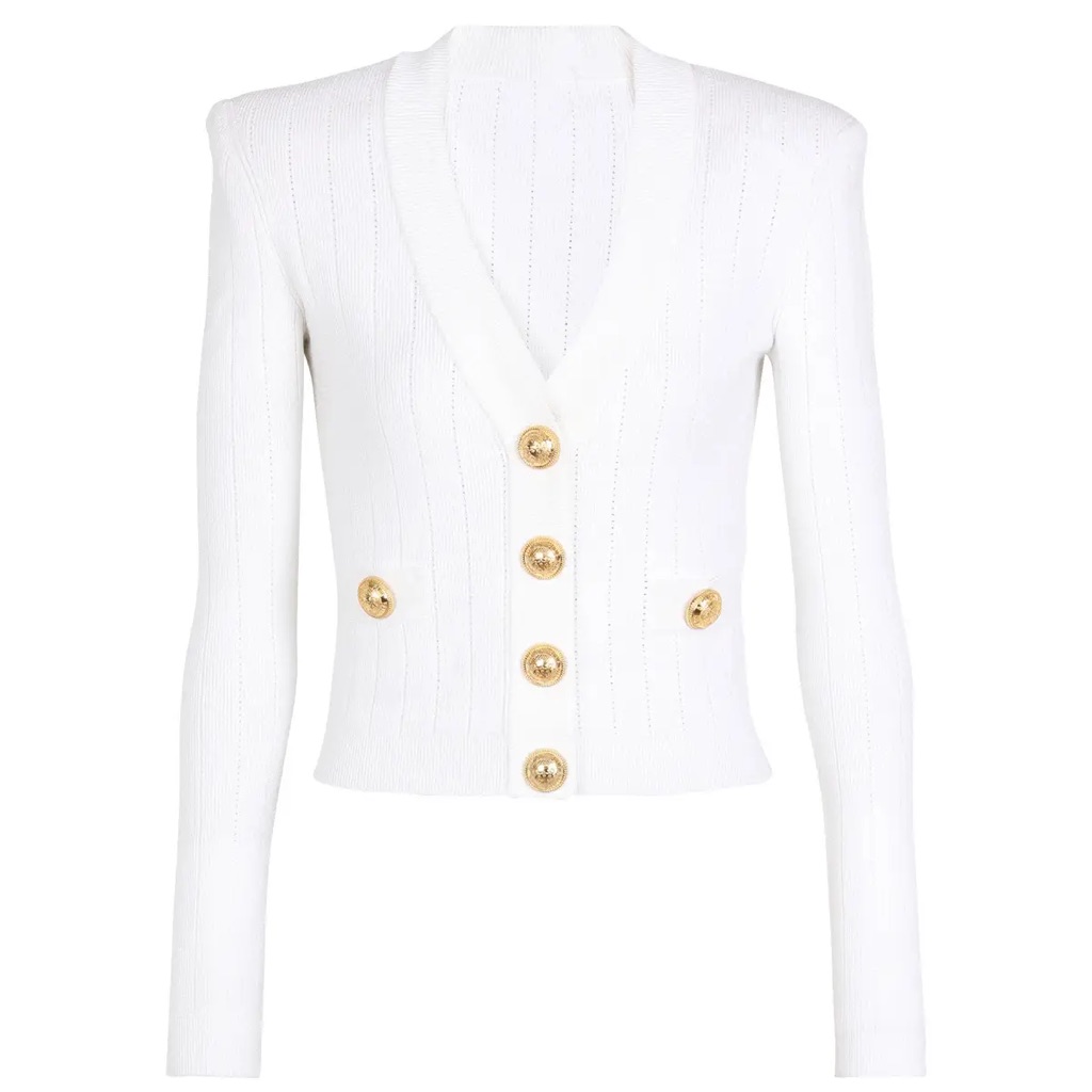 Elegant Knitwear: Timeless Style